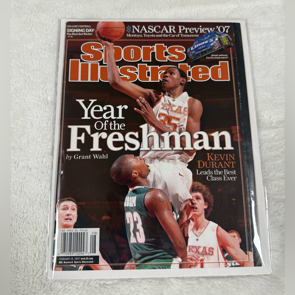 Kevin Durant Sports Illustrated;Texas,Houston Rockets, 2007, No Label, 1st Cover